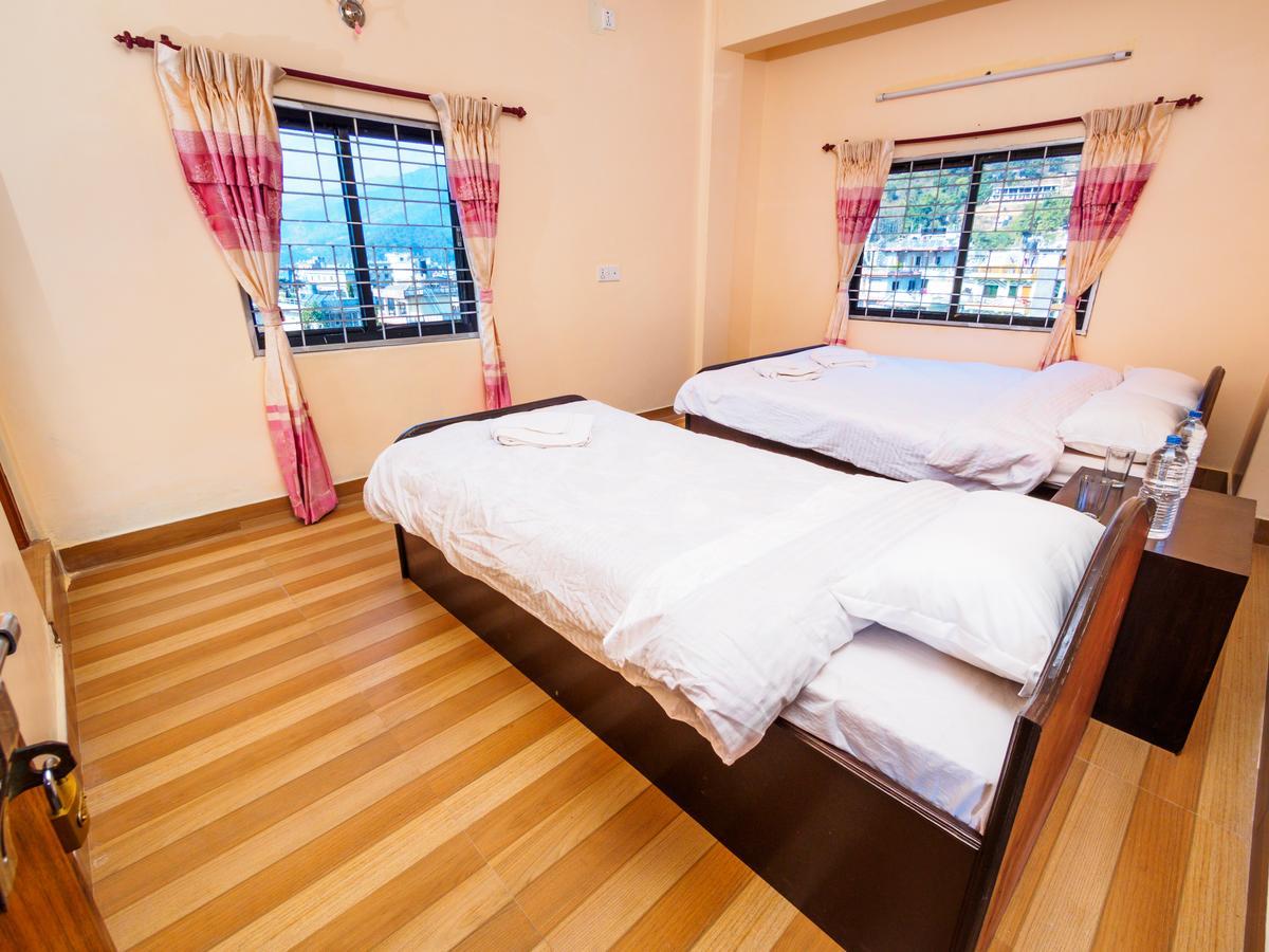 Hotel Sunflower Pokhara Eksteriør billede