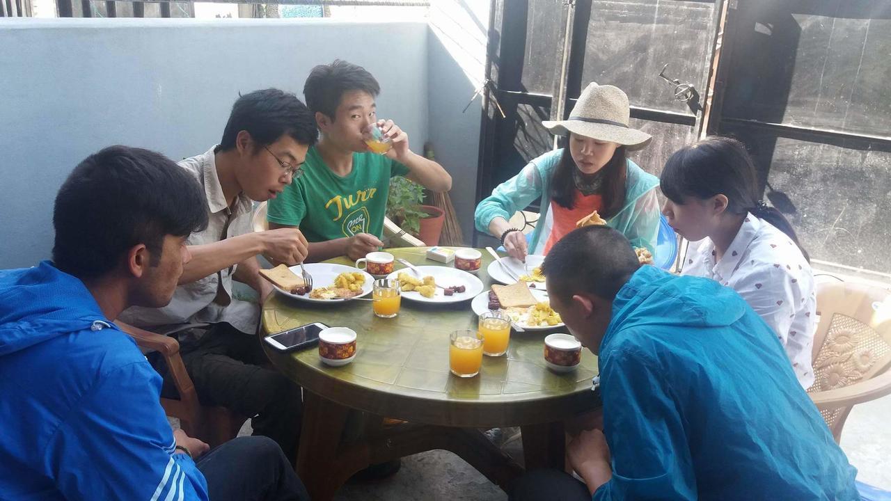 Hotel Sunflower Pokhara Eksteriør billede
